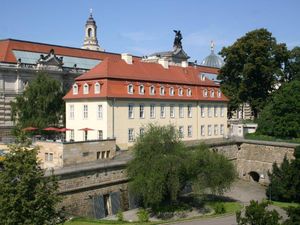 18307290-Ferienwohnung-4-Dresden-300x225-0