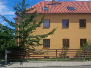 18999654-Ferienwohnung-4-Dresden-300x225-0