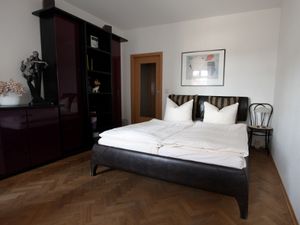 18115268-Ferienwohnung-2-Dresden-300x225-2