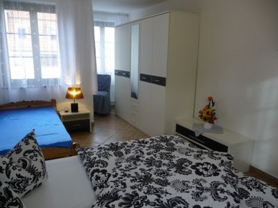 Wohnung 2 - Schlafzimmer