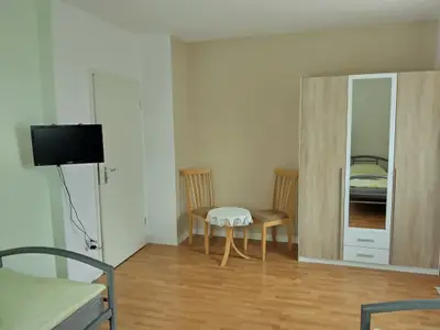 Schlafzimmer 2 (getr. Betten)