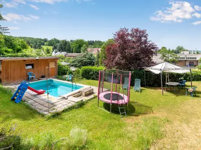 PoolOfHouse