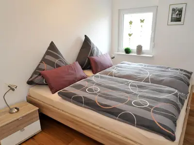 Schlafzimmer 2