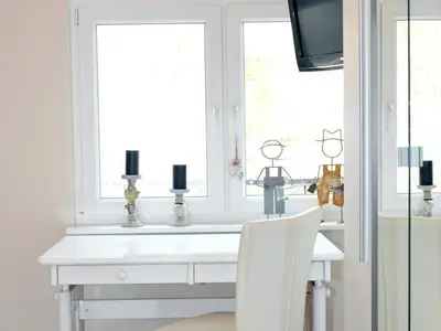 Schreibtisch in Schlafzimmer 1