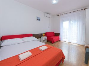 Ferienwohnung für 3 Personen (26 m²) in Drvenik
