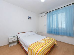 Ferienwohnung für 2 Personen (18 m²) in Drvenik