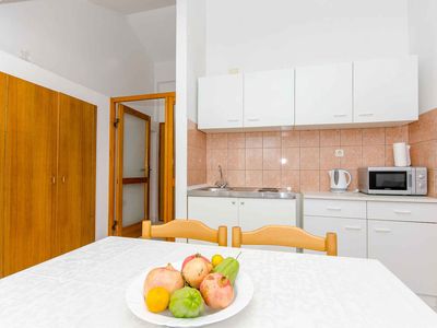 Ferienwohnung für 4 Personen (45 m²) in Drvenik 8/10