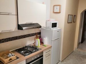 23932605-Ferienwohnung-4-Drvenik Mali-300x225-5