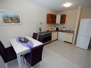 23924418-Ferienwohnung-6-Dubrovnik-300x225-3