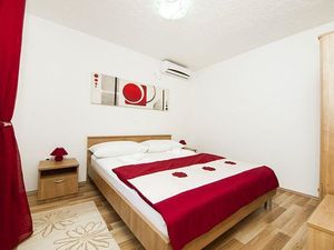 23054375-Ferienwohnung-4-Dubrovnik-300x225-4