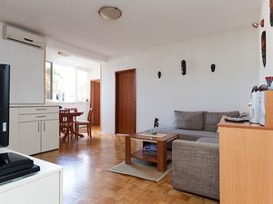 23922541-Ferienwohnung-3-Dubrovnik-300x225-2