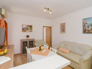 23930596-Ferienwohnung-4-Dubrovnik-300x225-2