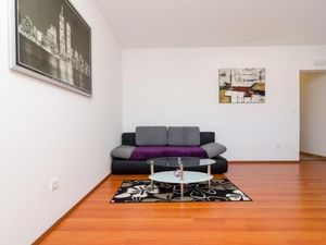 23974170-Ferienwohnung-5-Dubrovnik-300x225-3