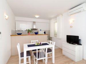 23927957-Ferienwohnung-6-Dubrovnik-300x225-2