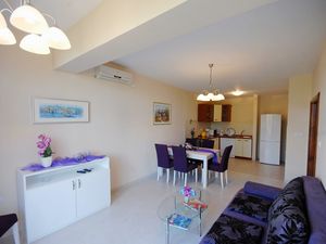 23927959-Ferienwohnung-6-Dubrovnik-300x225-5