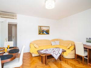 24056013-Ferienwohnung-5-Dubrovnik-300x225-1