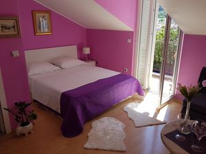 24057262-Ferienwohnung-3-Dubrovnik-300x225-4