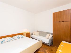 24057300-Ferienwohnung-2-Dubrovnik-300x225-3