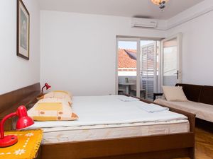 24057306-Ferienwohnung-2-Dubrovnik-300x225-4