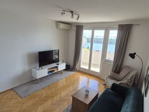 24057361-Ferienwohnung-4-Dubrovnik-300x225-3