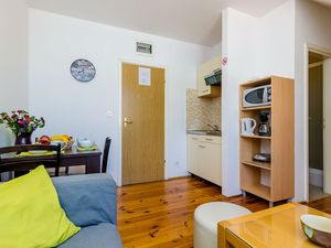 24057401-Ferienwohnung-3-Dubrovnik-300x225-4