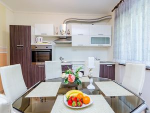 24057409-Ferienwohnung-4-Dubrovnik-300x225-2