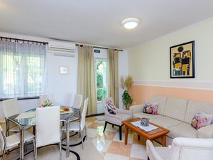 24057409-Ferienwohnung-4-Dubrovnik-300x225-3