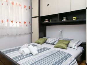 24057411-Ferienwohnung-6-Dubrovnik-300x225-5