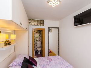 24057431-Ferienwohnung-2-Dubrovnik-300x225-3