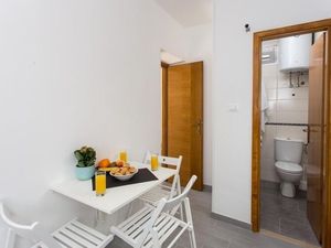 24057442-Ferienwohnung-3-Dubrovnik-300x225-2