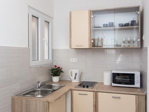 24057442-Ferienwohnung-3-Dubrovnik-300x225-4