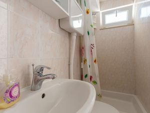 24057463-Ferienwohnung-2-Dubrovnik-300x225-3