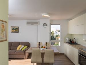 24057465-Ferienwohnung-4-Dubrovnik-300x225-5