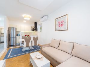 24057497-Ferienwohnung-4-Dubrovnik-300x225-3