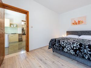 24057504-Ferienwohnung-2-Dubrovnik-300x225-4