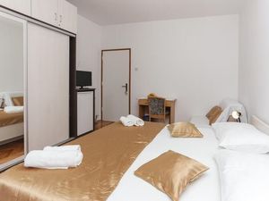 24057511-Ferienwohnung-2-Dubrovnik-300x225-4