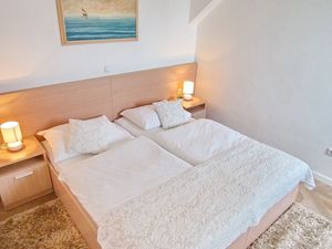 24057572-Ferienwohnung-3-Dubrovnik-300x225-4