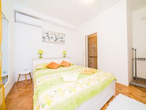 24057629-Ferienwohnung-2-Dubrovnik-300x225-1