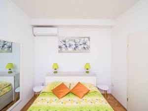 24057629-Ferienwohnung-2-Dubrovnik-300x225-4