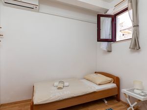 24057631-Ferienwohnung-3-Dubrovnik-300x225-4