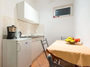 24057650-Ferienwohnung-5-Dubrovnik-300x225-4