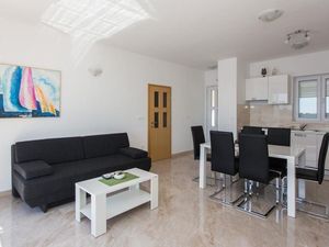 24057680-Ferienwohnung-6-Dubrovnik-300x225-2