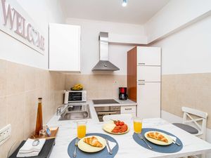 24057742-Ferienwohnung-3-Dubrovnik-300x225-4