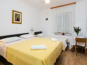 24057768-Ferienwohnung-3-Dubrovnik-300x225-4