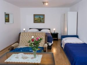 24057772-Ferienwohnung-4-Dubrovnik-300x225-1