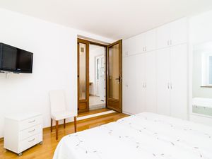 24057886-Ferienwohnung-2-Dubrovnik-300x225-5