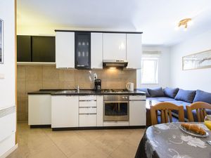 24057982-Ferienwohnung-6-Dubrovnik-300x225-5