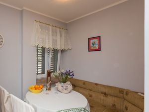 24058035-Ferienwohnung-4-Dubrovnik-300x225-4