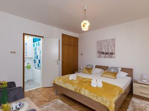 24058176-Ferienwohnung-2-Dubrovnik-300x225-1