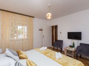 24058176-Ferienwohnung-2-Dubrovnik-300x225-4